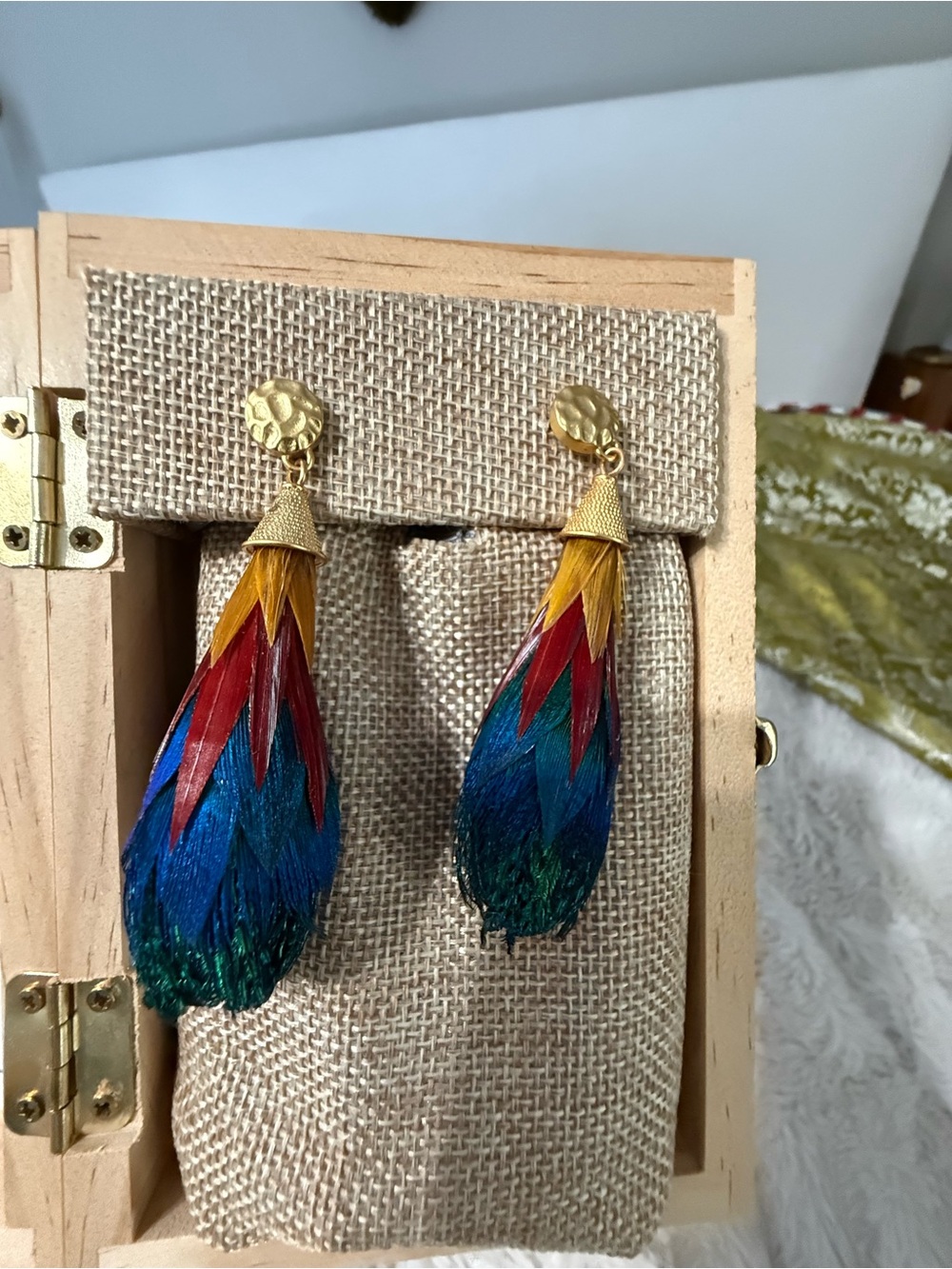 BRACKISH “LEIGH” PEACOCK & PHEASANT FEATHER STATEMENT EARRINGS - Picture 2 of 4
